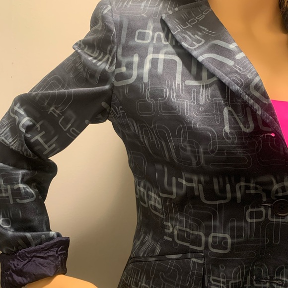 Ladies 2 piece Vintage Moschino Set - Picture 3 of 15